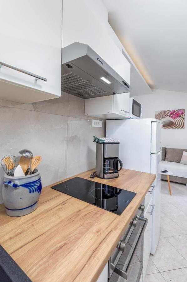 Apartmani Magdalena พูลา ภายนอก รูปภาพ