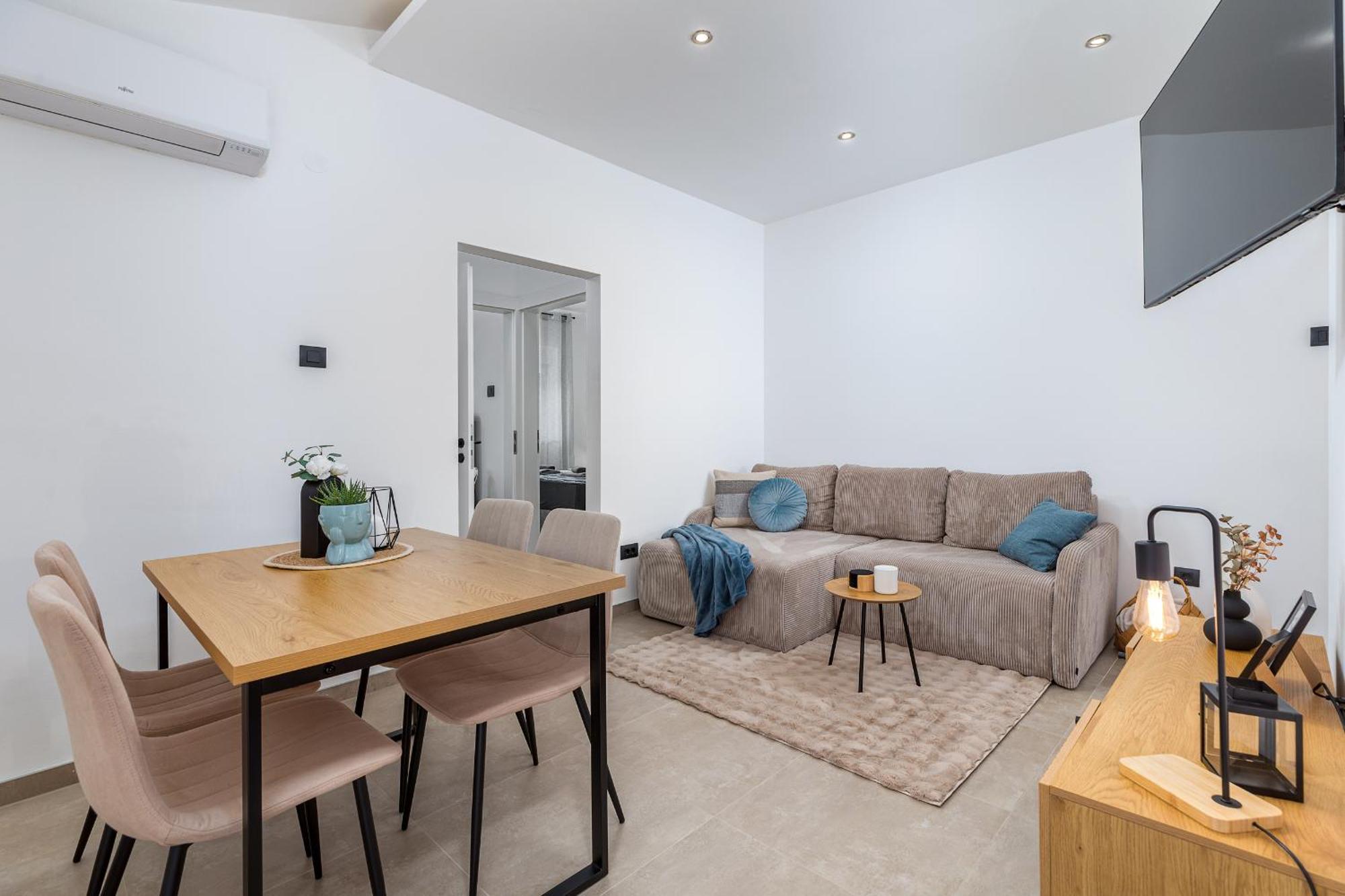 Apartmani Magdalena พูลา ภายนอก รูปภาพ